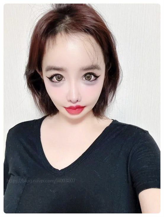 박봄 근황 프로필 활동중단 이유 2NE1 재결합 SNS 사진