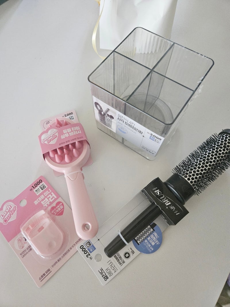 다이소 신상 대결구도! 러블리앤시크 에디션