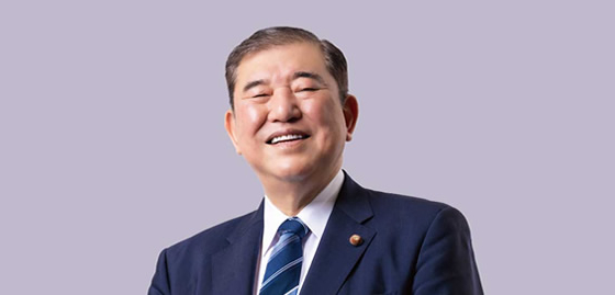 일본 <b>이시바 총리</b> 전격 <b>사임</b>, 조기 총재선거와 차기 <b>총리</b>... 