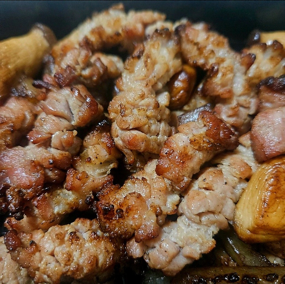 육식사관학교 평택비전점 사진 4