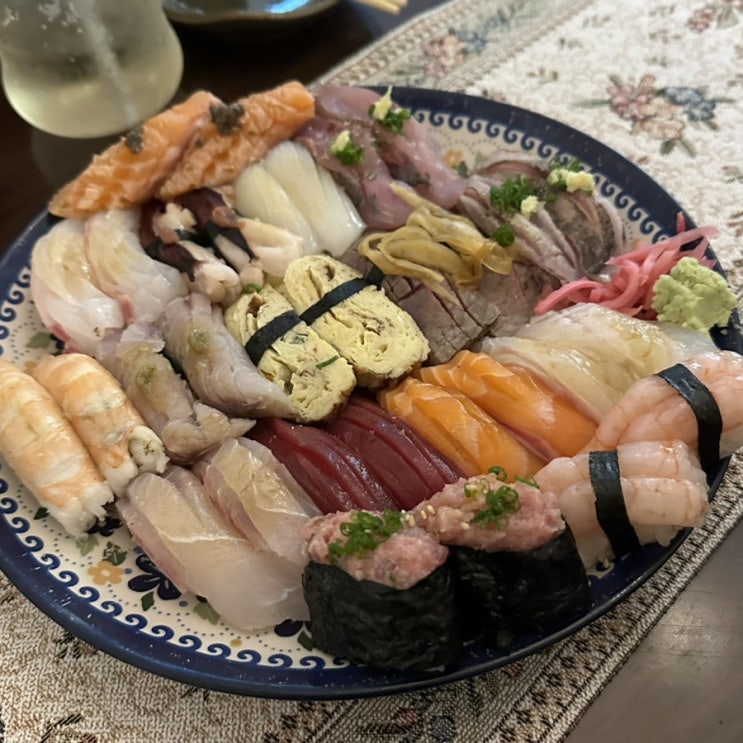 이대 로컬 초밥 찐맛집 <하늘초밥> 내돈내산 솔직후기 - 모듬회,후토마끼,욕심쟁이