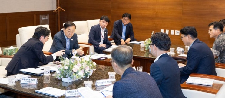 김윤덕 국토부 장관, <b>APEC 정상회의</b> 대비 교통 인프라 현장 <b>점검</b>