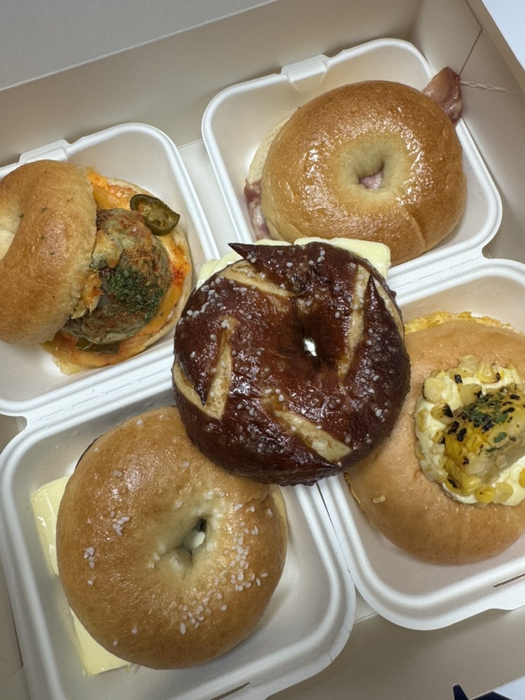  수원 베이글 커피 맛집 대형 브런치 카페 오렌지베이글
