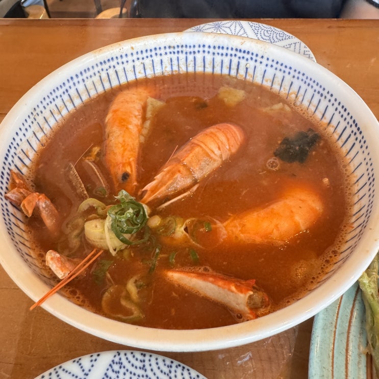  한림 반려동물 동반 맛집 – 한치파전과 접짝뼈 칼국수가 일품인 바다제비