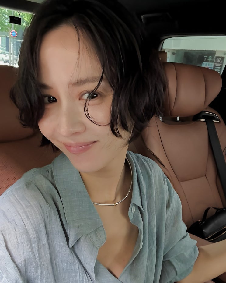  44세 맞아? 조여정 여자 숏컷 스타일링, '동안 얼굴' 이유 5가지