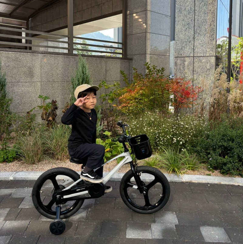 6세 남아 생일선물추천 삼천리 16 트레이스 자전거