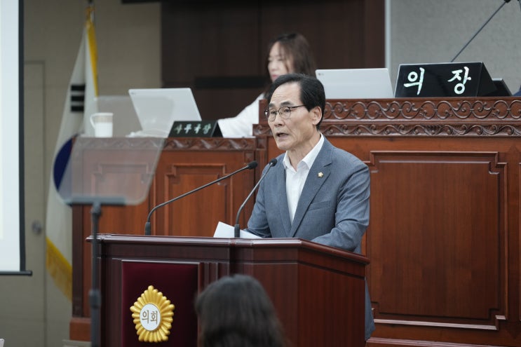  “예견된 부실 공사” 조윤도 노원구의원, 수락노인종합복지관 외벽 사고 강력 비판