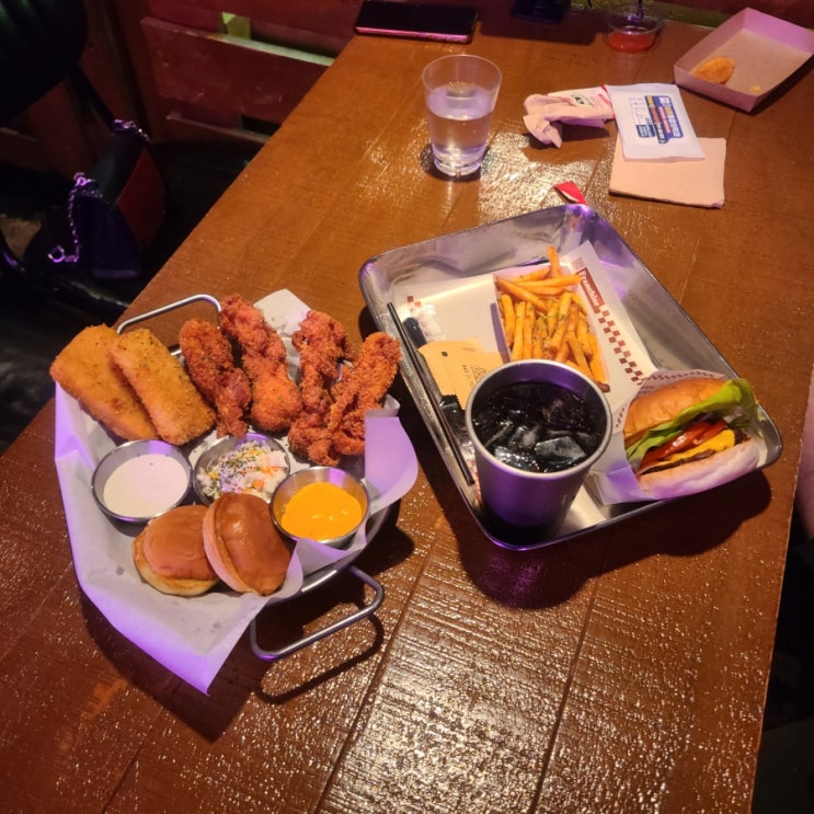  여의도 맛집 바스버거 | 점심·저녁 다 만족스러운 수제버거