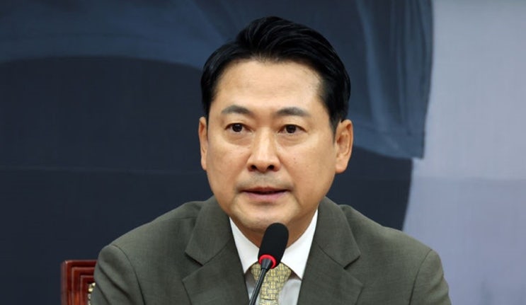 장동혁, <b>정청래</b> <b>연설</b> 정면 비판…“민생보다 이념, 협치 실종”