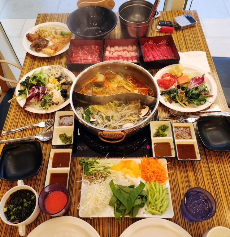 광교아브뉴프랑 광교샤브샤브맛집 무제한 샐러드바와 2만원대 무제한 생맥주 월남쌈까지 335kitchen 광교아브뉴프랑점