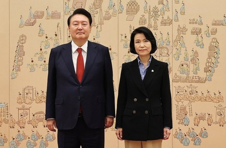 봉사하는 기관 아냐"...尹 위해 파행 운영한 <b>이진숙</b>의 내로남불