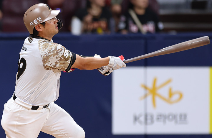 ‘임지열 3점포 폭발’…<b>키움</b>·알칸타라, <b>LG</b> 상대 11득점 <b>완승</b>