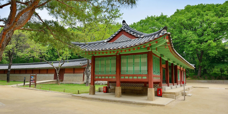 김건희 여사 ‘<b>종묘 차담회 의혹</b>’ 특검 수사…측근 전직... 