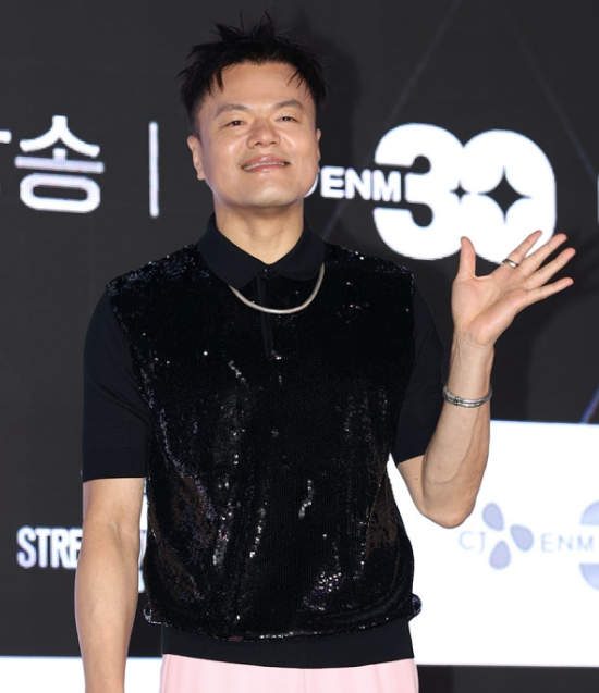  [프로필+필모그래피] JPY "박진영", 대통령 직속 ‘대중문화교류위원회’ 공동위원장 임명 [내용정리]