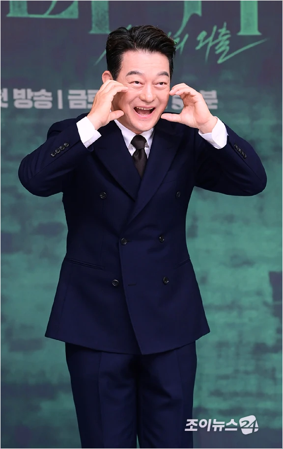 조성하 사마귀로 보여준 압도적 존재감 연기 변신의 귀재