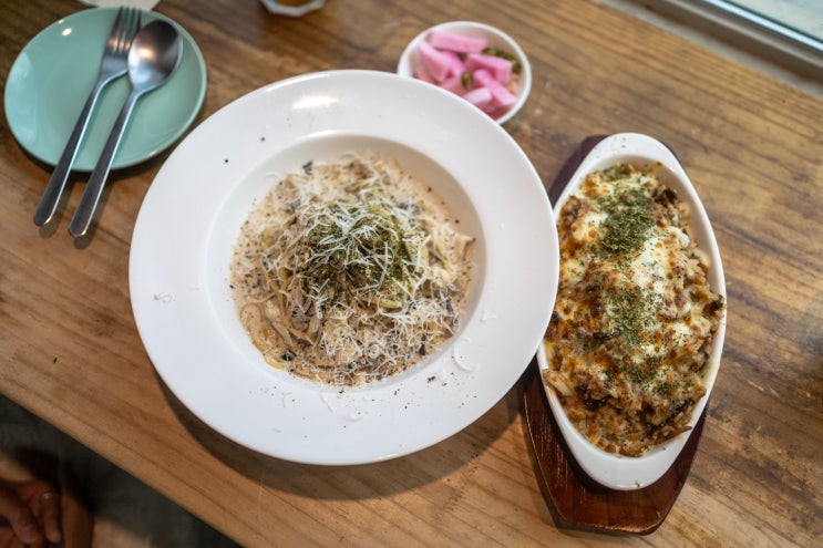  [서울시립대 정문 맛집] 버섯 많은 파스타 브런치, <봄쏠레씨네>