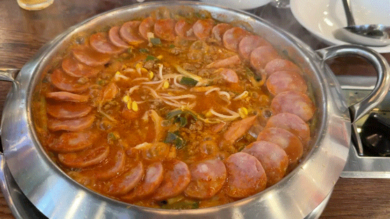  화정맛집 부대찌개대사관 화정역점 킬바사소세지 가득 맥주 땡기는 부대찌개 맛집