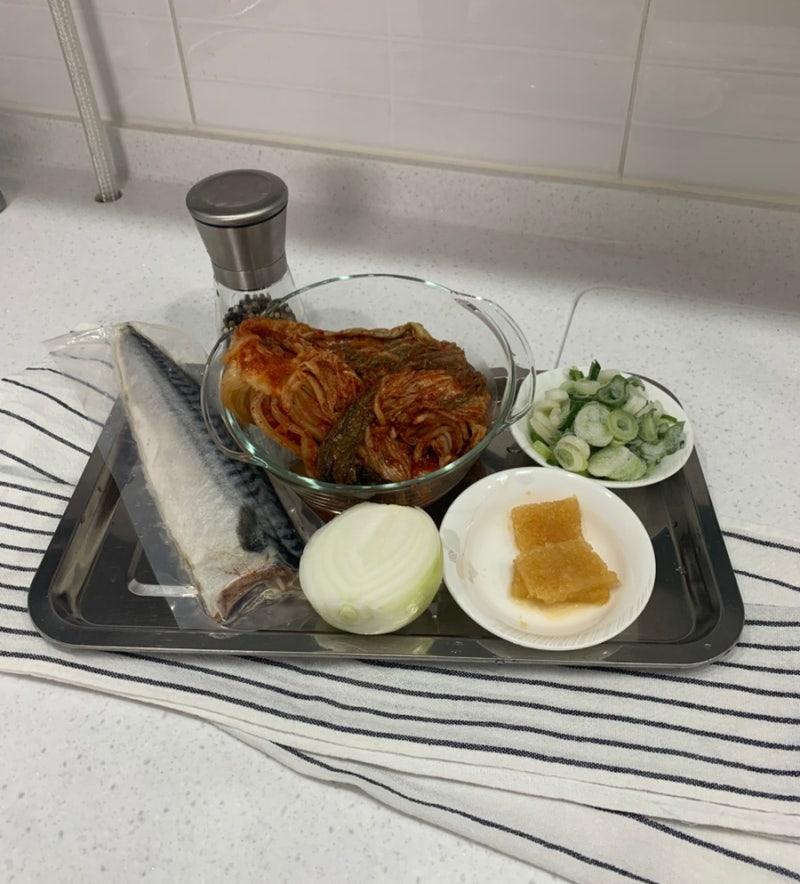 들기름 묵은지 고등어찜 초간단 레시피