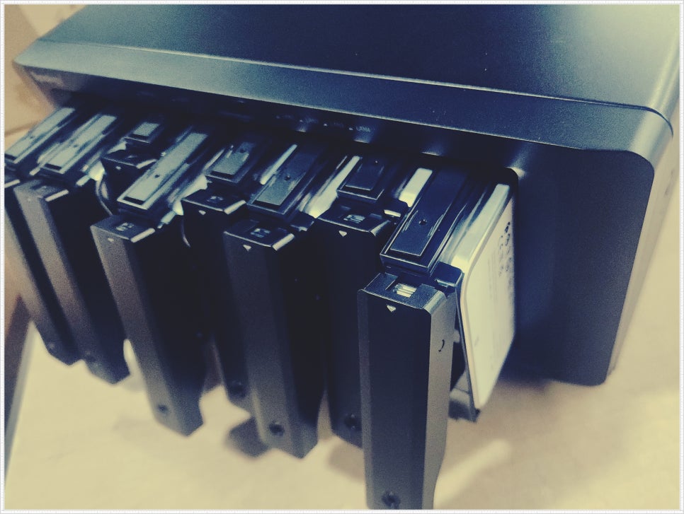 시놀로지 NAS 나스 포토 속도 느림 문제 (SSD 확장 캐시 메모리 추가로 해결하기) 현장 사진 4