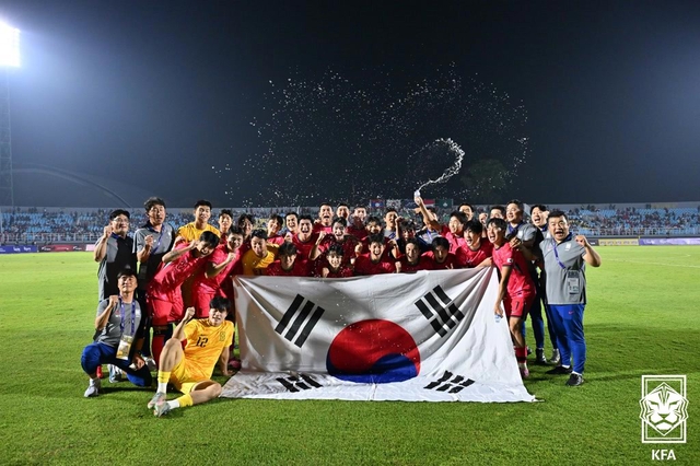 이민성호 <b>U-22 대표팀</b>, 황도윤 결승골로 AFC U-23 아시안컵... 