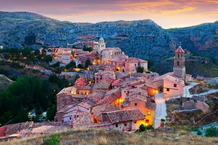  스페인의 숨겨진 중세 절벽 마을, 알바라씬(Albarracín)