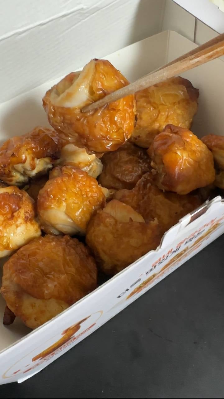 굽네치킨 새솔동점 사진 4