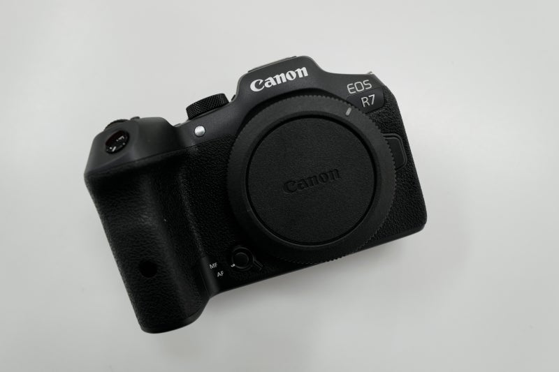캐논 EOS R7 중고카메라, 현명하게 매입하는 방법