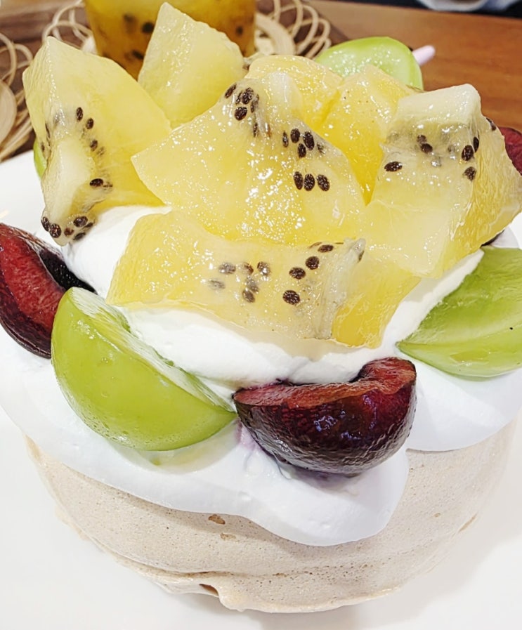  [사직동]SNS에서 유명한 호주 전통 디저트 파블로바케이크 맛집 '하리노케이크&디저트'