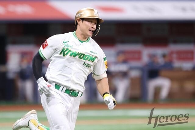 키움히어로즈, 2000년대생 <b>주성원</b>·김건희의 빛난 활약! NC... 
