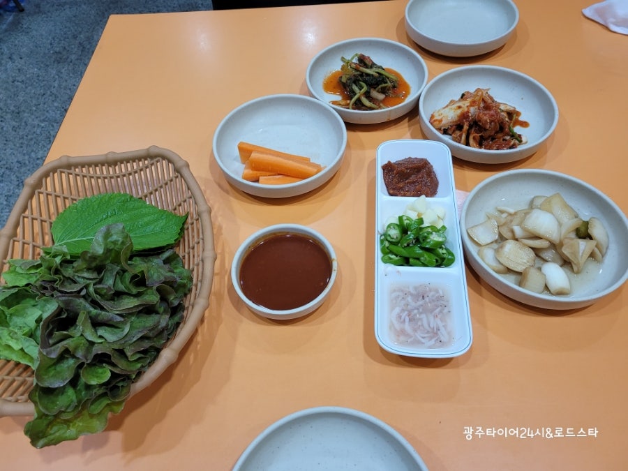 장원왕족발 사진 3