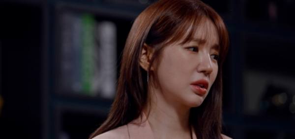 <b>윤은혜</b>, <b>염산 물총</b> 테러로 <b>실명</b> 위기…트라우마 충격 고백