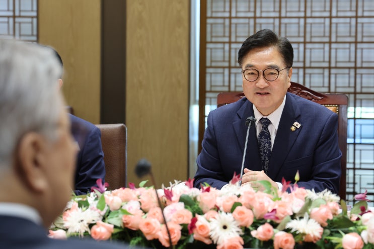 방한단 접견…“<b>한미</b> 전략<b>동맹 강화</b>·조지아 사태 해법 모색”