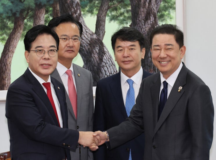 당연한 더 센 <b>특검법 합의 파기</b>