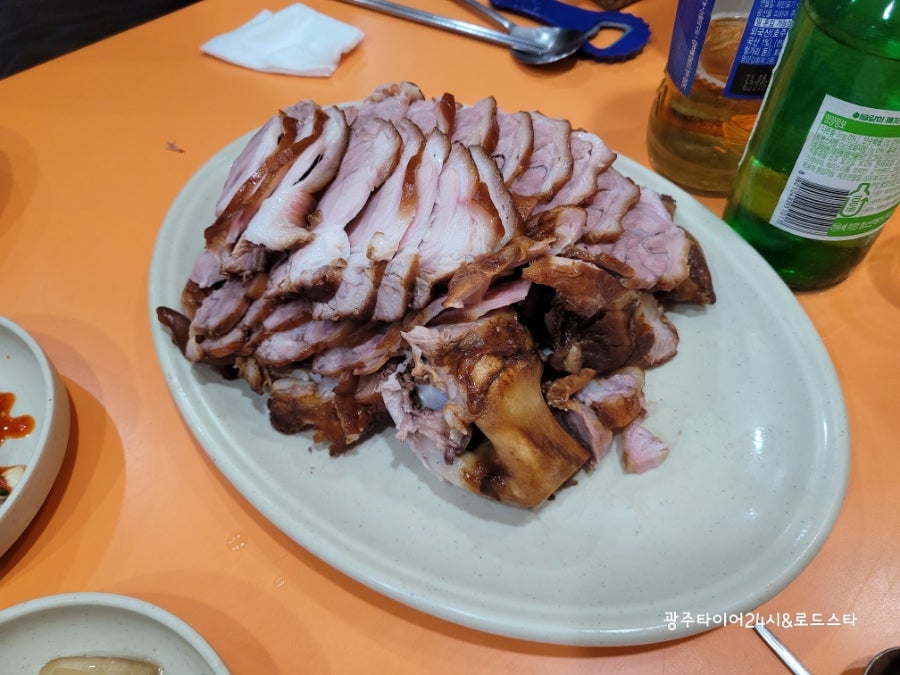 장원왕족발 사진 4