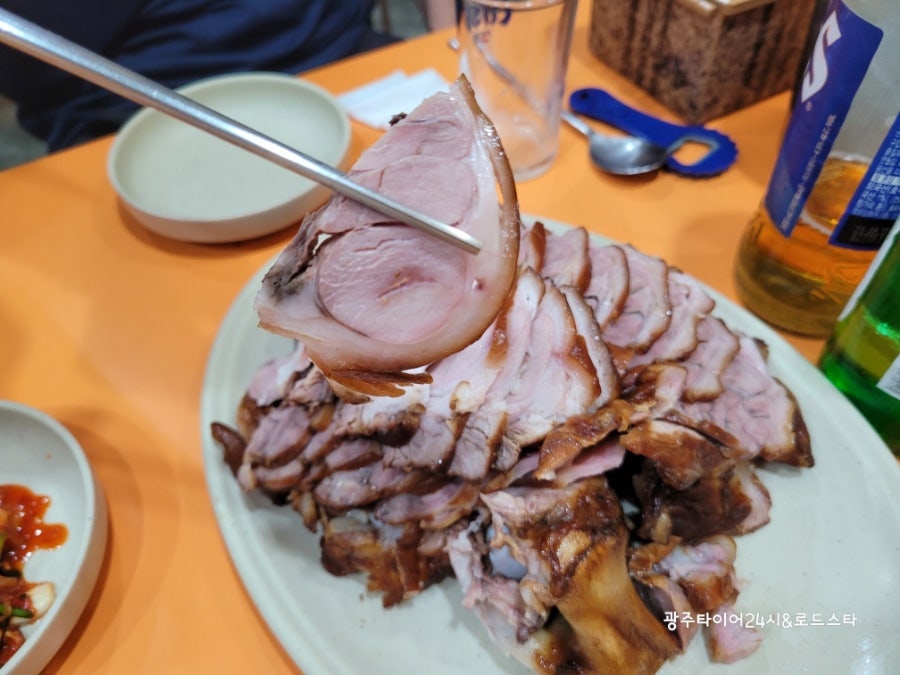 장원왕족발 사진 6
