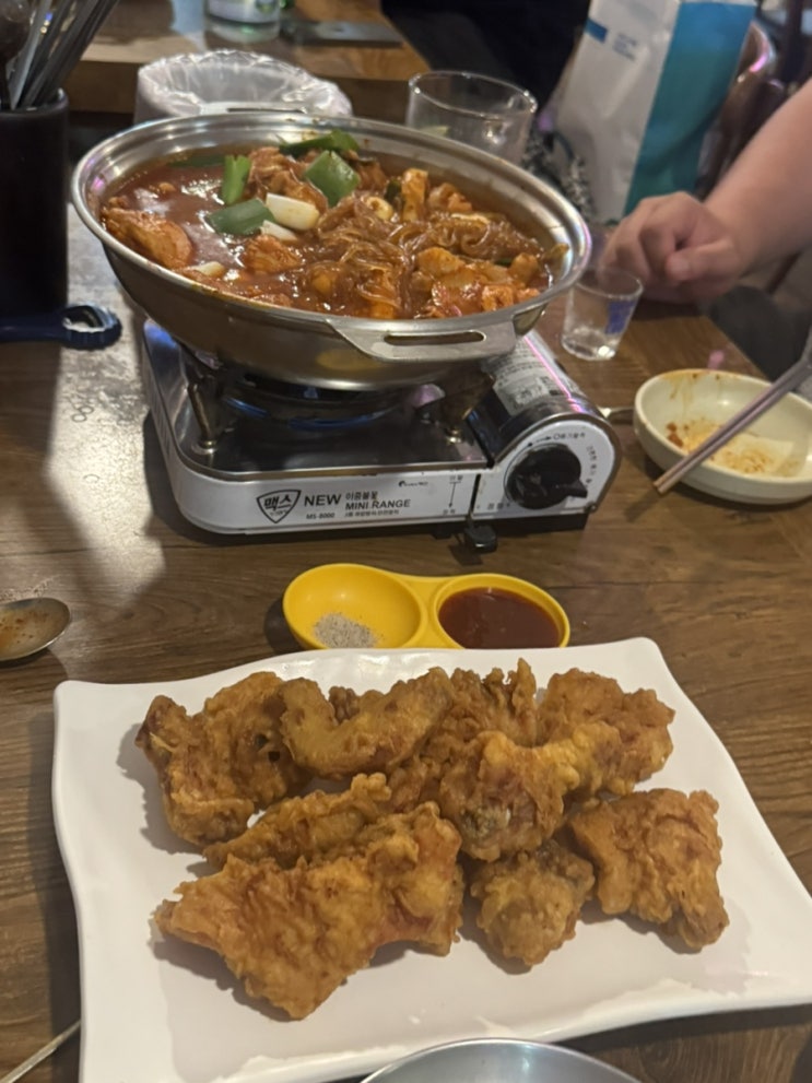  부산 연산동 새벽까지 하는 치킨맛집 후라이드치킨과 닭도리탕 추천 옛닭앤탕