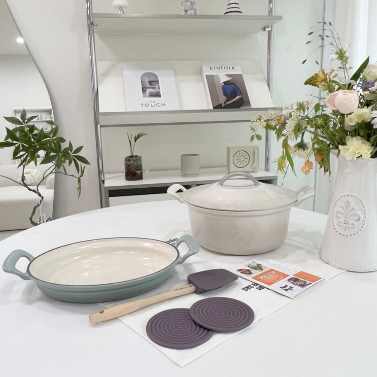 르크루제 100주년 Le Creuset 헤리티지 컬렉션 무쇠주물 원형냄비로 즐기는 한식 요리