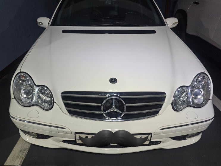 W203 후드그릴 교환하기