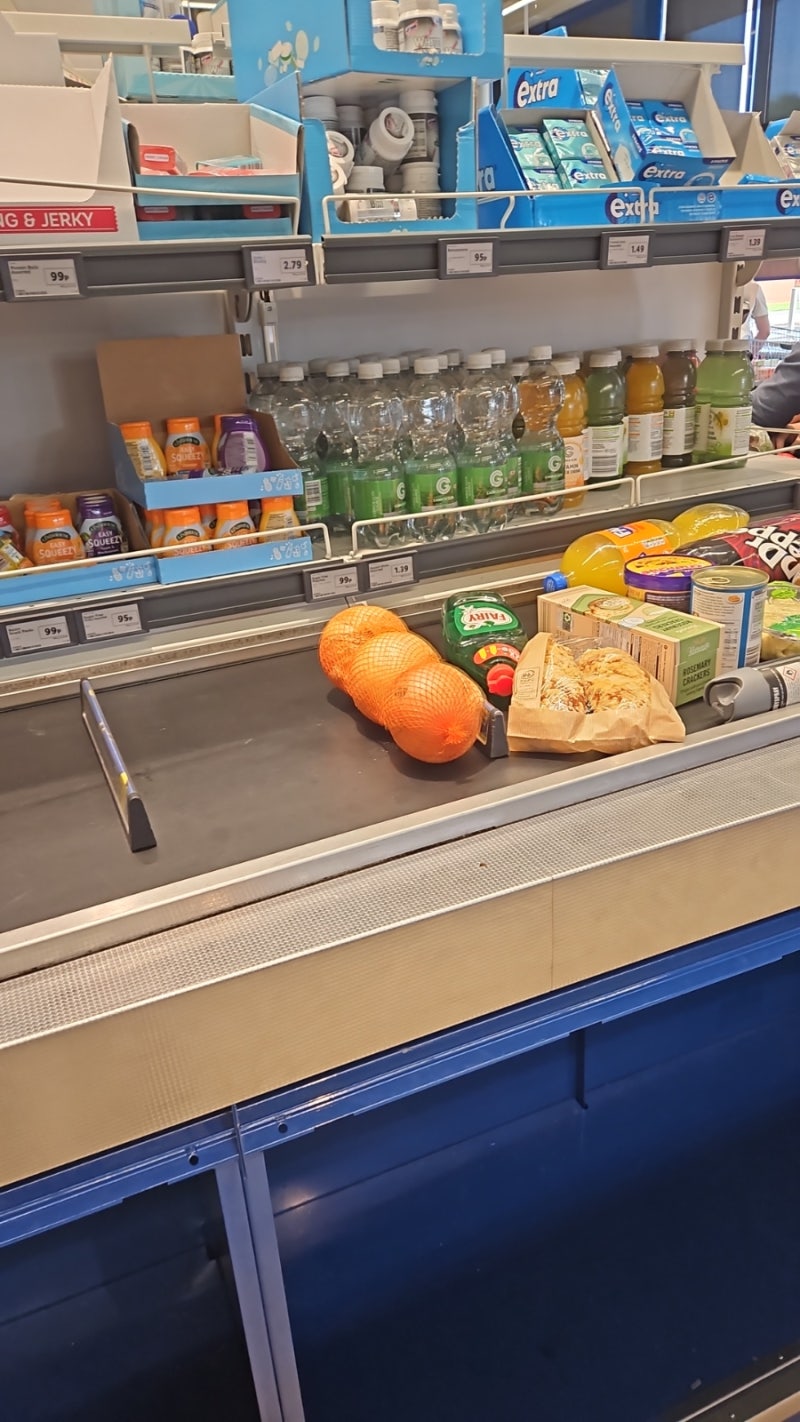 POS 시스템에 가장 적합한 소매업체, image size:800x1422