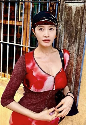  "김혜수"도 신는 ‘지압 슬리퍼’?…부기 빼주고 피로 풀어준다? 