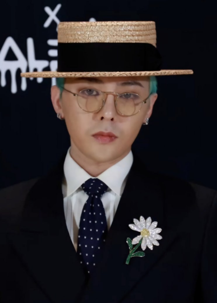 <b>지드래곤</b>, 악성 댓글, 허위사실 유포 <b>악플러 고소</b>...강경 대응