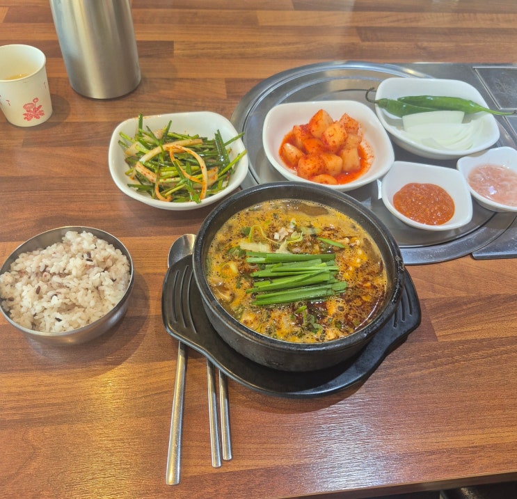  [충북 진천] 소주가 생각나는 든든한 혼밥 토종순대국밥 맛집 <손가네순대국>