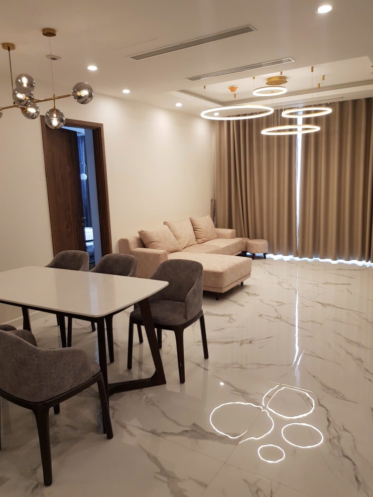  하노이 선샤인시티 S6 3룸 풀옵션 2300만동 108 Sunshine City Ciputra 아파트 임대 정보 알려드립니다