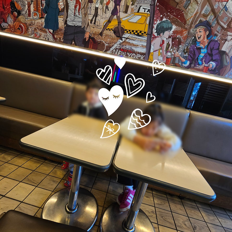 롯데리아 광주신창점 사진 3