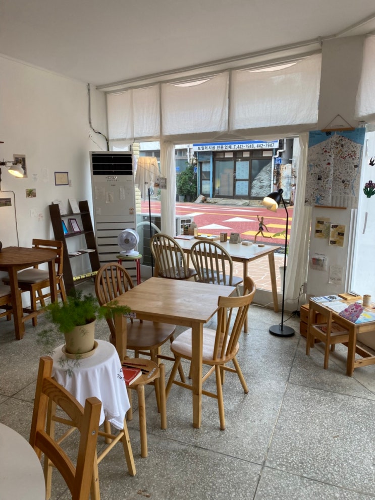  군산 신상카페 금동 여력 바스크치즈케이크 테린느 맛집 초코테린느 말차테린느 손님들과 어우러져 만드는 공간 군산이성당근처카페 여행오면 들리기좋은 혼자카페