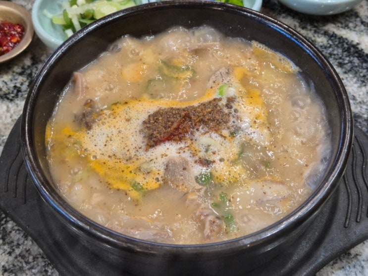  이수 국밥 맛집 '청와옥 사당직영점' 줄서서 먹는 순대국밥