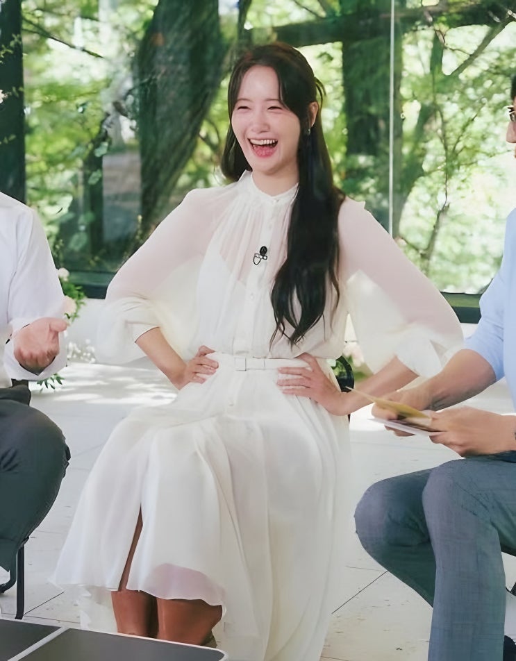  윤아 유퀴즈 화이트 원피스, 청순美 끝판 패션 아이템