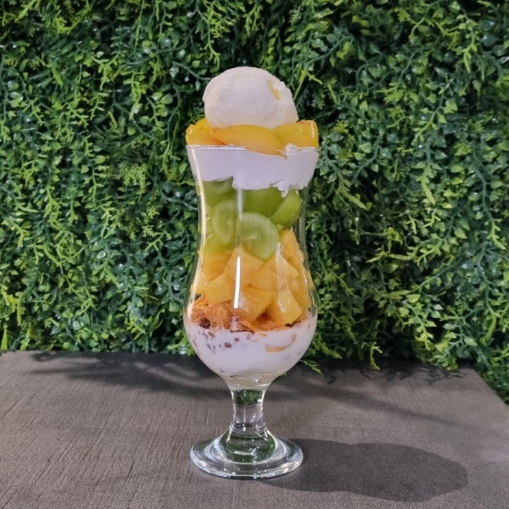  마포구맛집 청23 연희점 파르페와 후르츠 산도