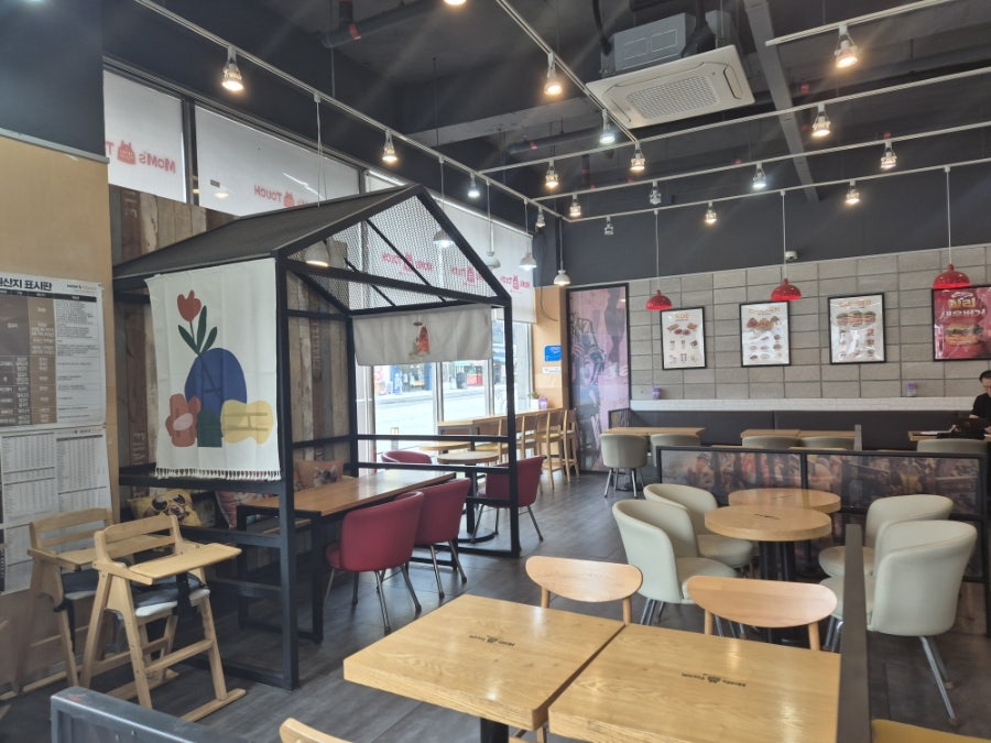 맘스터치 대전반석점 사진 2