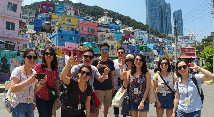 드디어 왔다! 중국 단체관광객 무비자 전국 확대, 한국 관광업계에 불어온 새바람 ️